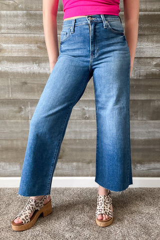 Just Black Denim Medium Wash Scissor Cut Wide Leg High Rise Jeans BP460J