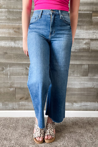 Just Black Denim Medium Wash Scissor Cut Wide Leg High Rise Jeans BP460J