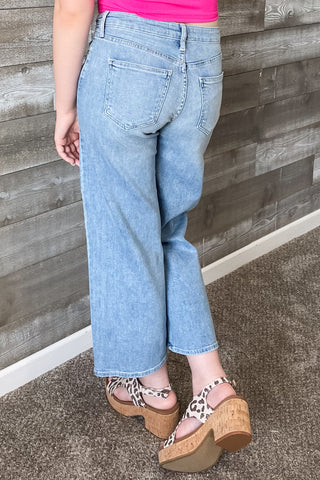 Just Black Denim Petite Slim Wide Leg Jeans in Light Wash BP500JP