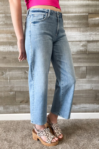 Just Black Denim Petite Slim Wide Leg Jeans in Light Wash BP500JP