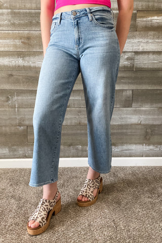 Just Black Denim Petite Slim Wide Leg Jeans in Light Wash BP500JP