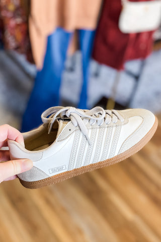 Shu Shop Stevie in White casual fashion flat low profile sneaker