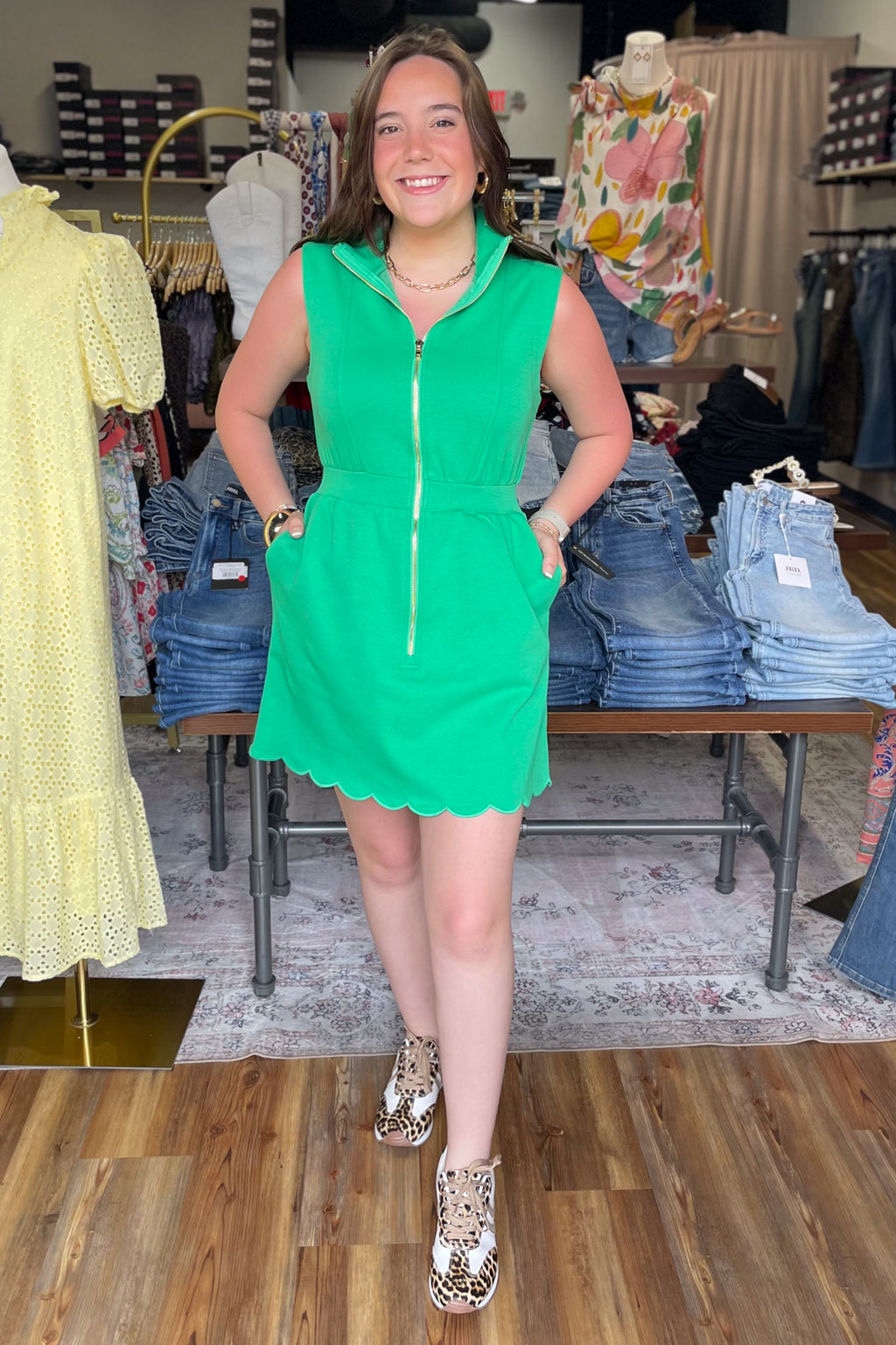 entro green dress sleeveless half zip mini scalloped collar / large Rua Autumn & Winter Collection - 68b5733eff68e13c6ae28e9a Its lightweight Women's size:Custom for A.Nicole Taylor Swift Our Song