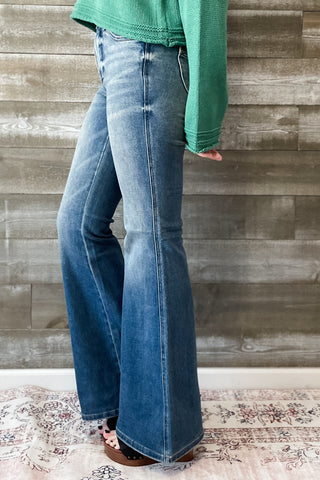 Judy Blue Mid Rise Tummy Control Top Flare Jeans Vintage Wash with back shield pockets with booty lifting JB88934REG MD