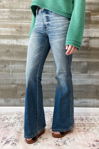 Judy Blue Mid Rise Tummy Control Top Flare Jeans Vintage Wash with back shield pockets with booty lifting JB88934REG MD