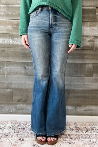 Judy Blue Mid Rise Tummy Control Top Flare Jeans Vintage Wash with back shield pockets with booty lifting JB88934REG MD