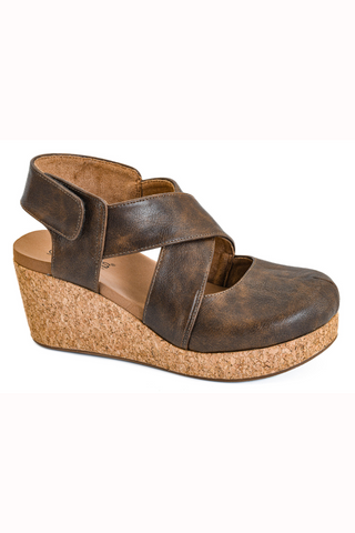 Corkys Case Closed Wedge Shoe in Chocolate