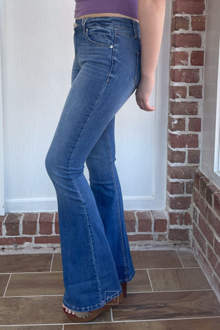 1822 Denim Tall 34” Mid-Rise Flare Jean in Jayden