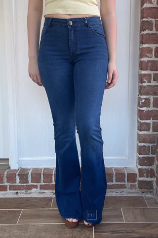 1822 Denim 34" Tall Mid-Rise Flare Jean in Queens Wash