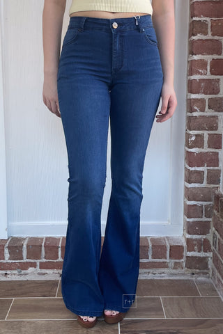 1822 Denim 34" Tall Mid-Rise Flare Jean in Queens Wash