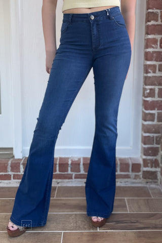 1822 Denim 34" Tall Mid-Rise Flare Jean in Queens Wash