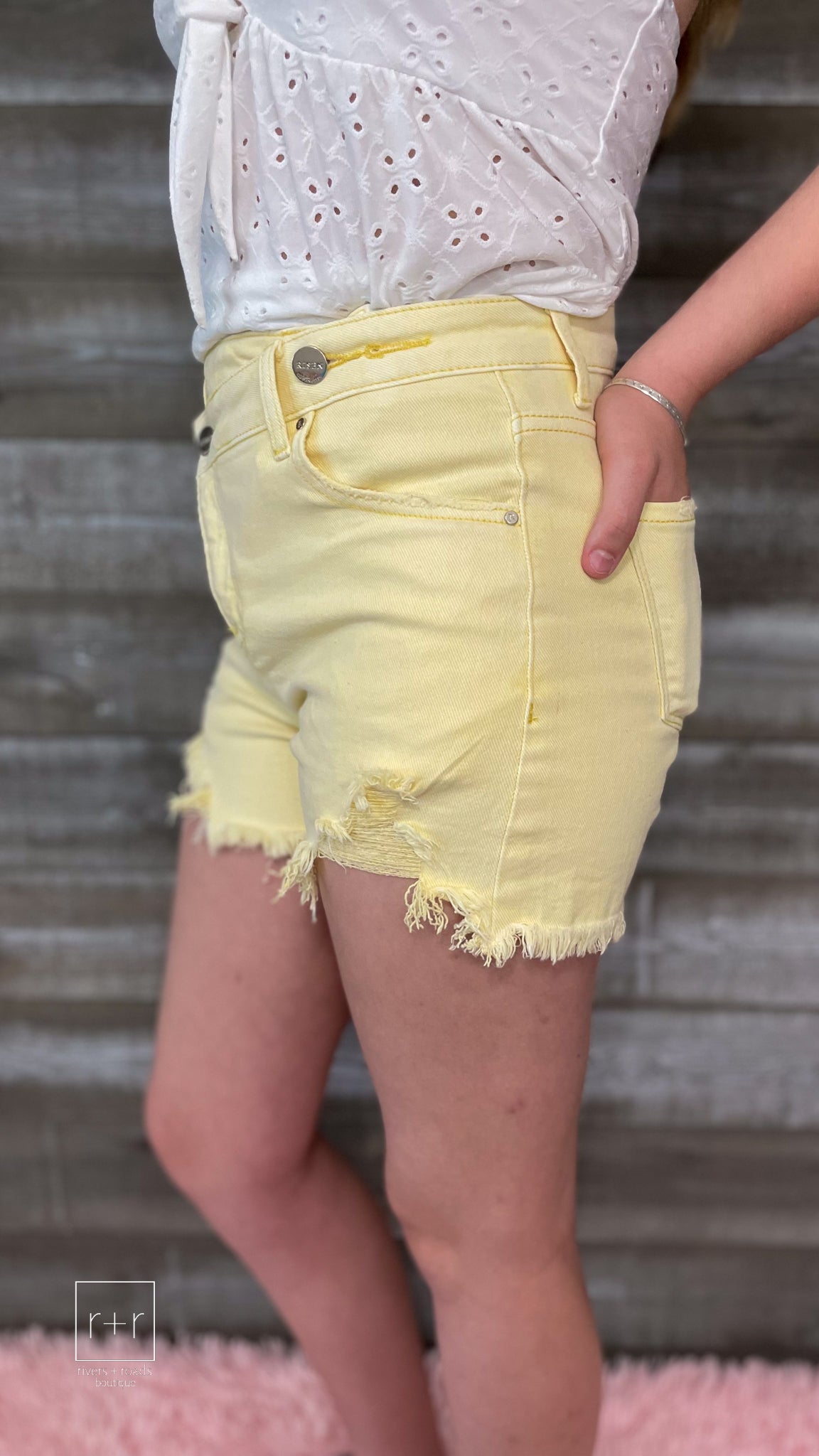 risen high rise cross over destroyed hem shorts RDS6004 PALE YELLOW