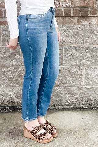 Judy Blue High Waist Ankle Length Straight Leg Jeans Medium Wash Denim JB82714REG MD