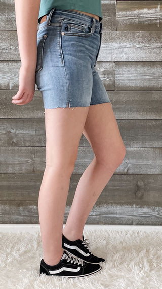 judy blue mid rise denim cut off shorts medium wash JB15251REG MD