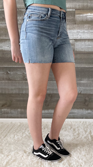 judy blue mid rise denim cut off shorts medium wash JB15251REG MD