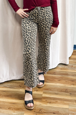 Vervet Leopard Animal Print High Rise Cropped Wide Leg Jeans T5894LPD