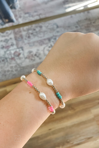 Beaded Blondes Pearl Poppi Bracelet Standard Size Hot Pink & Turquoise cover shot