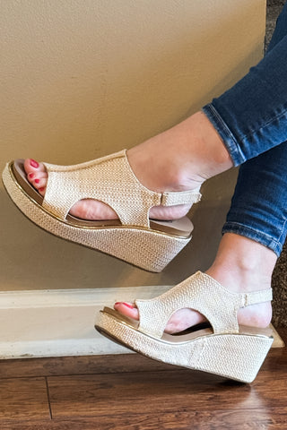 Corkys Carley in Raffia