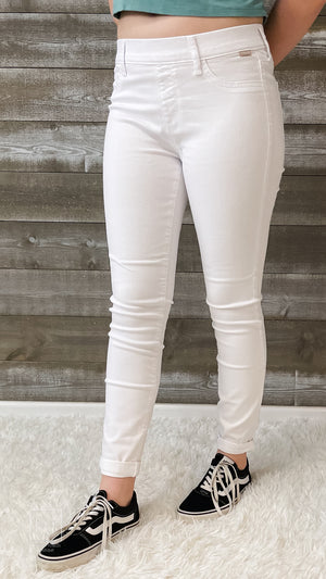 cello jeans pull on skinny crop mid rise jeans with rolled hem in white AB76674WHT