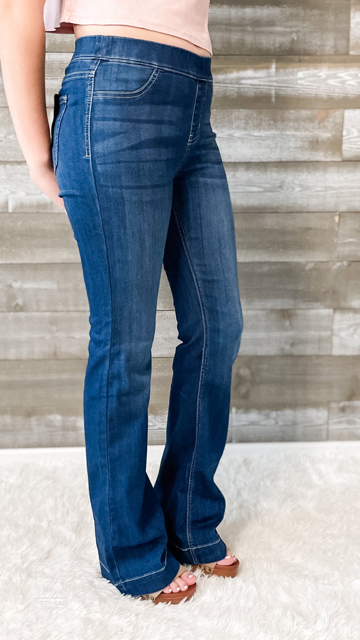 cello jeans mid rise pull on flare jegging in dark wash AB35324DK