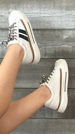 corkys footwear thats her casual sneaker white with black stripes and leopard laces