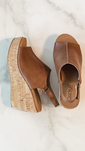 corkys footwear weekend plans cork wedge sandals in brown