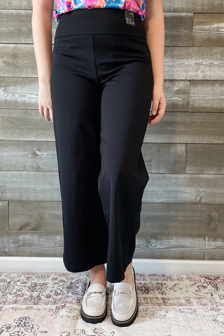 Dear Scarlett Magic Cropped Wide Leg Black Slacks Suit Separates Dress Pants Pull On Elastic Waist with Tummy Control