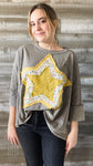 easel half sleeve cotton slub top with patchwork star in ash ET21930