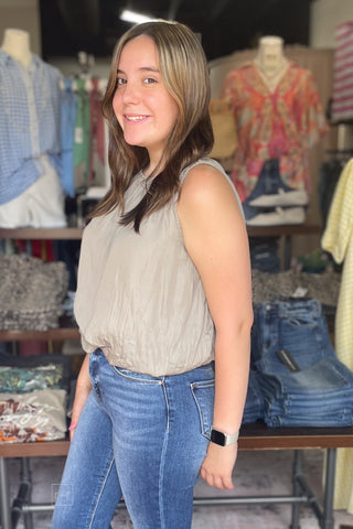 ee:some sleeveless softly gathered bubble hem blouse TK14640 dry herb side view
