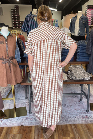 Entro Brown Gingham Fall Midi Dress Short Sleeve Shirt Collar D31501 back view