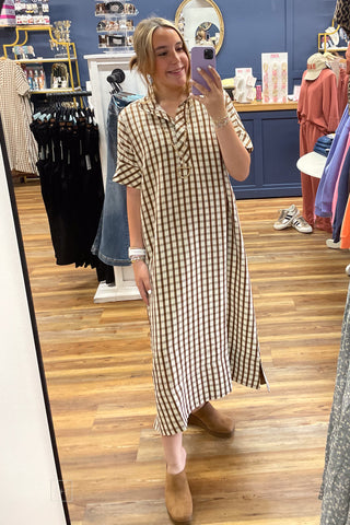Entro Brown Gingham Fall Midi Dress Short Sleeve Shirt Collar D31501 mirror selfie