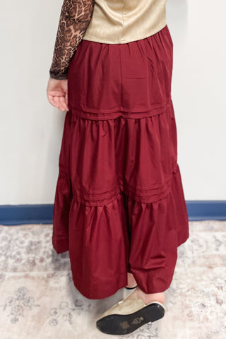 Entro Burgundy maxi tiered skirt with lining elastic waist and pockets s29030