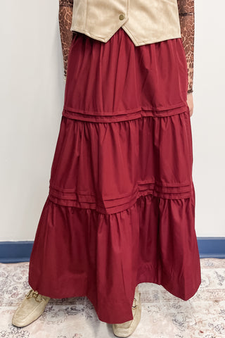 Entro Burgundy maxi tiered skirt with lining elastic waist and pockets s29030