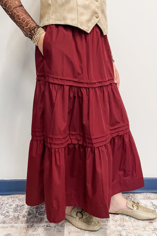 Entro Burgundy maxi tiered skirt with lining elastic waist and pockets s29030