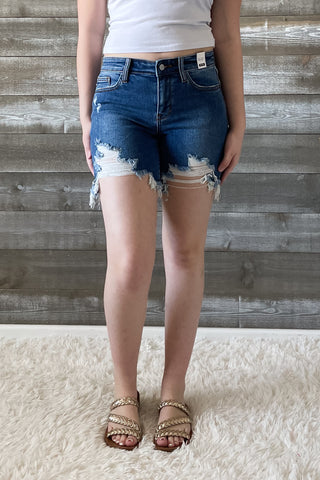 judy blue mid rise destroyed fray hem shorts in medium wash JB15280 MD