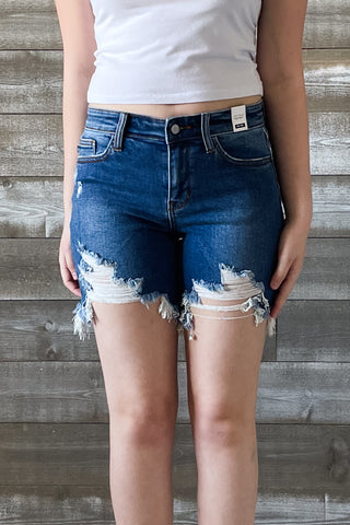 judy blue mid rise destroyed fray hem shorts in medium wash JB15280 MD