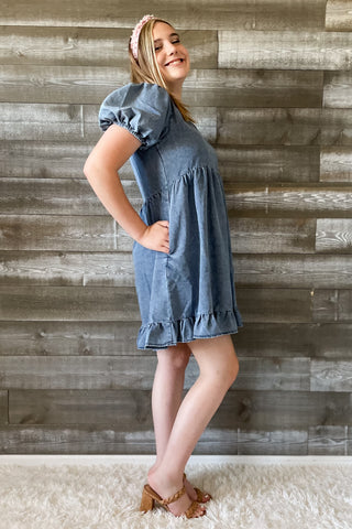 jodifl washed denim chambray babydoll dress vneck and puffed sleeves G11208