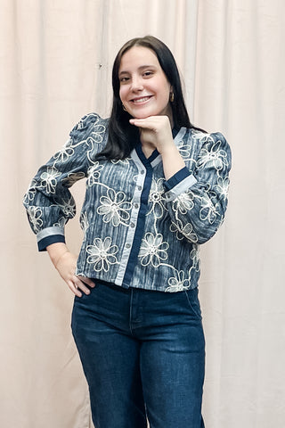 jodifl_long-sleeve_button-down_blouse_denim-color_floral-embroidered_ r7018