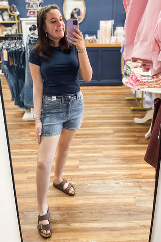 Judy Blue High Waist Slim Jeans Shorts Medium Wash Denim JB152104