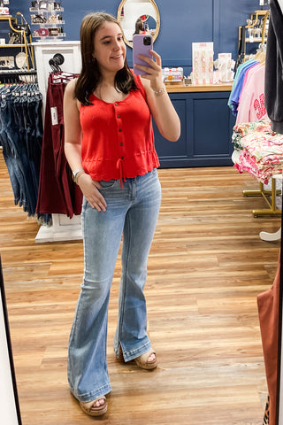 Judy Blue Mid Rise Flare Jeans in Regular Length Inseam JB82718