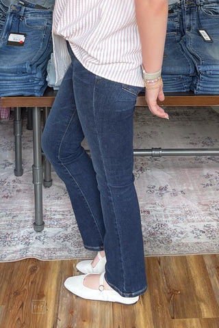 Judy Blue Mid Rise Petite Bootcut Dark Wash Jeans with contrast stitching JB82586 PT DK side view