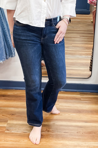 Judy Blue Mid Rise Petite Bootcut Dark Wash Jeans with contrast stitching JB82586 PT DK