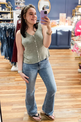 Judy Blue Mid Rise Vintage Wash Bootcut Jeans Destroyed Hem 82667 MD