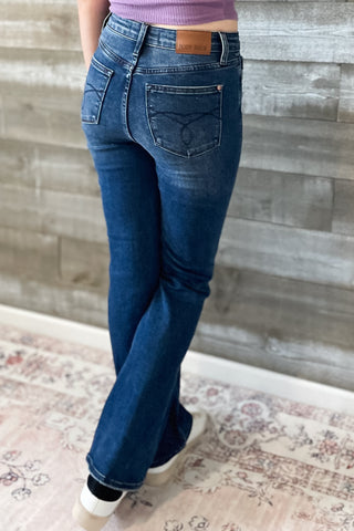 judy blue high waist tummy control top back pocket embroidered bootcut jeans short petite inseam JB88786 DK