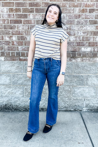 Judy Blue Mid Rise Trouser Bootcut Jeans with Tummy Control JB881052 DK