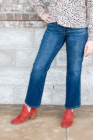 Judy Blue Tummy Control Petite Mid Rise Straight Leg Jeans 88861-PT-DK