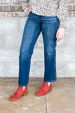 Judy Blue Tummy Control Petite Mid Rise Straight Leg Jeans 88861-PT-DK