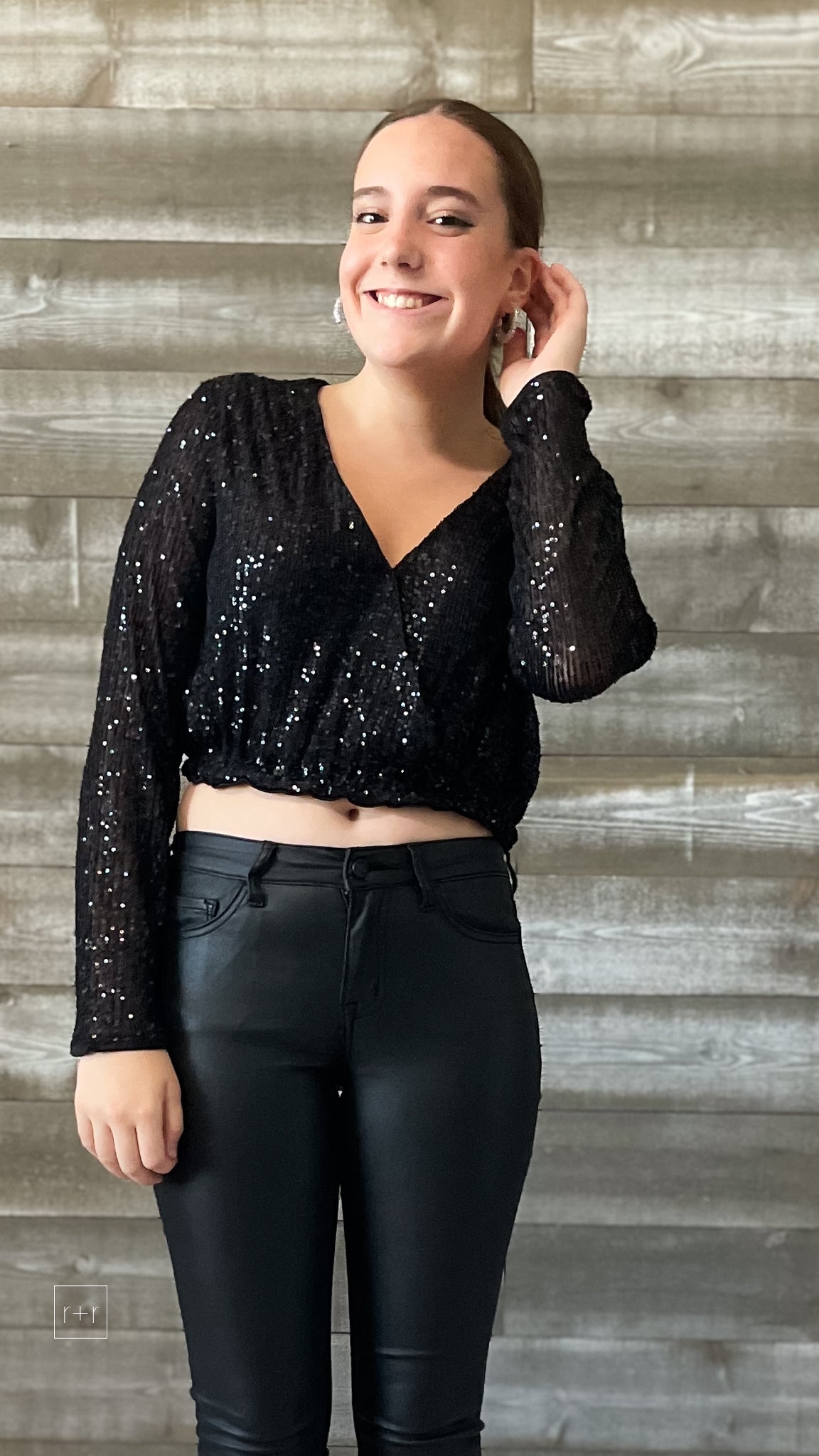 kori america black lined sequins cropped top blouse E5121