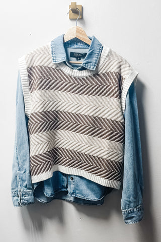 EESOME cap sleeve sweater with horizontal chevron stripes mocha mousse layered over Judy Blue denim button down shirt