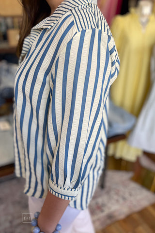Umgee Blue Striped Pullover Blouse Three Quarter Sleeves C5859 close up